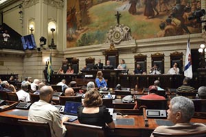 Comissão debate programa Seguir em Frente, de apoio a pessoas em situação de rua