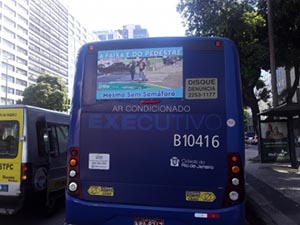 Agora é lei: Transportes públicos deverão ter sinalização de pontos cegos