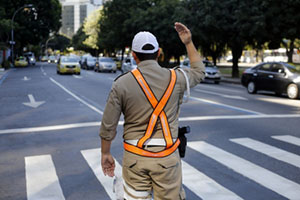 Agora é lei: Executivo pode suspender vinculações de receitas das multas de trânsito de 2021